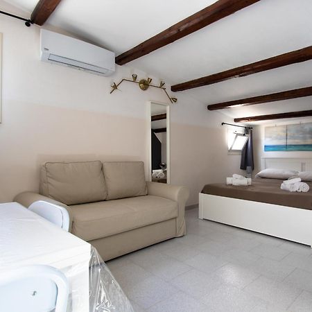 נוטו Ducezio Rooms מראה חיצוני תמונה
